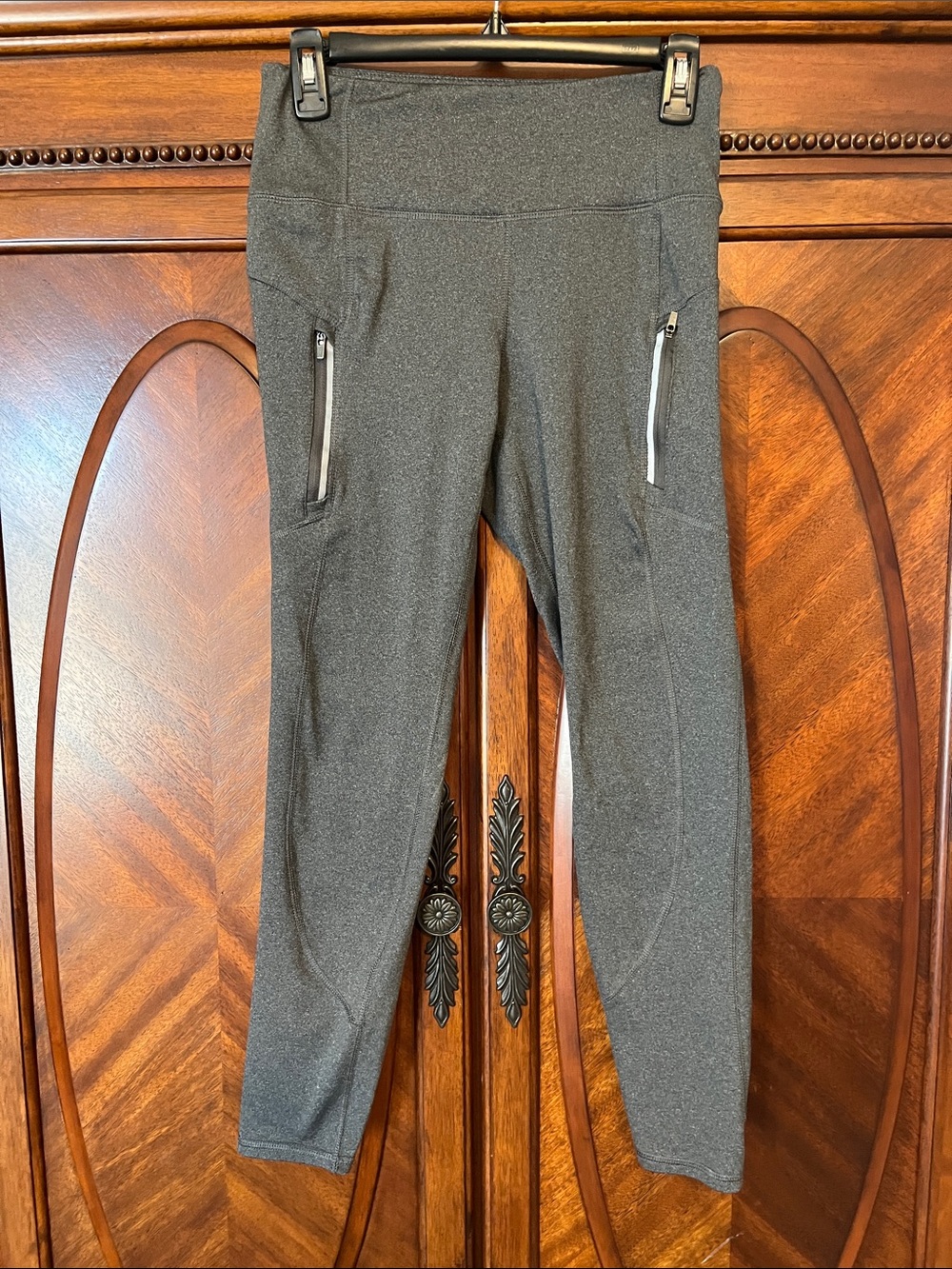 Member’s Mark Women’s Gray Active Lined Leggings with Zipper Pockets